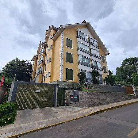 1D Com Lareira No Centro De Gramado Apartment Exterior foto